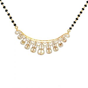 Elegant Diamond-Studded Necklace OP279